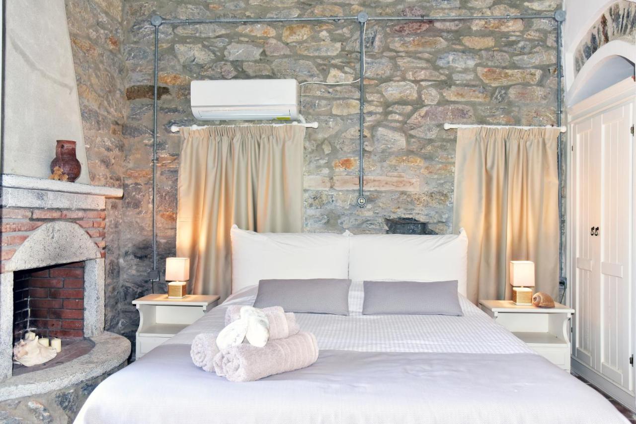 Thomas Villas On The Beach Katapola Exterior foto